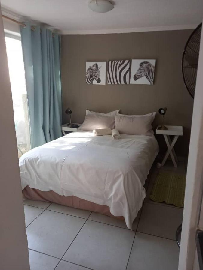 Self-Catering Studio, Unit 3 On Krupp Windhoek Exterior photo